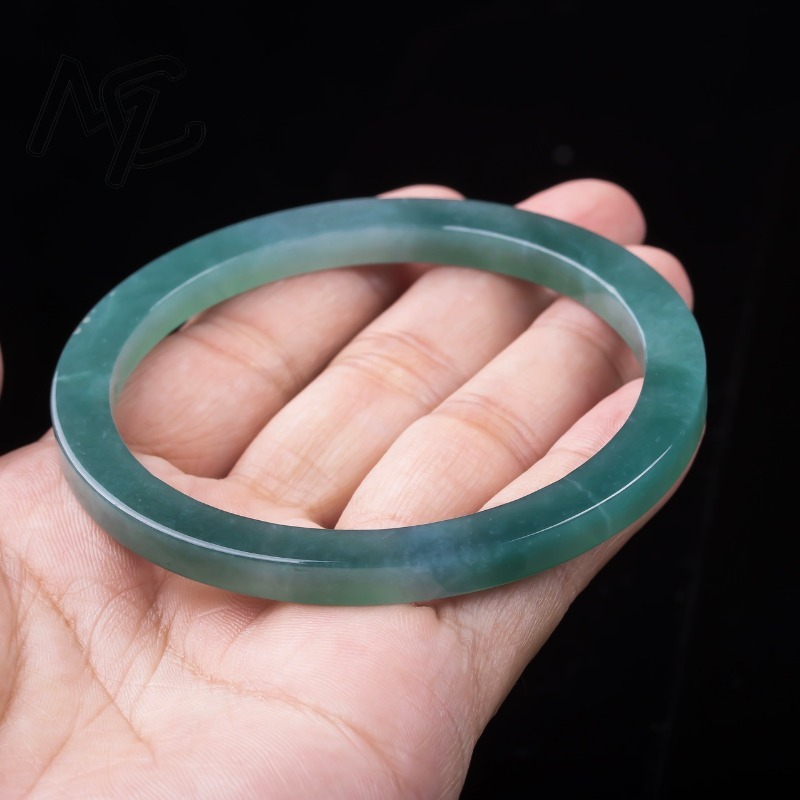 Pulsera de Esmeralda Natural B - The Jewelry & Watches reseña y precio