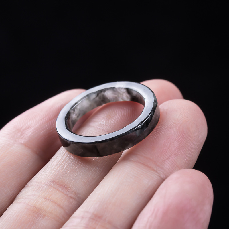 Anillo de jadeíta negra birman - The Jewelry & Watches reseña y precio